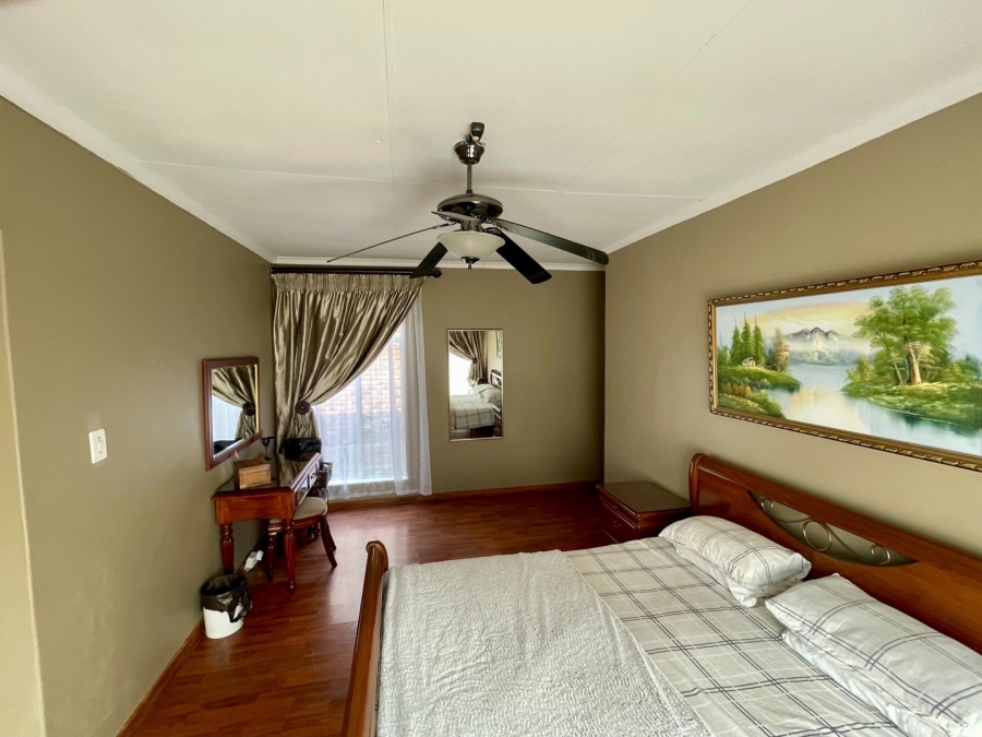 3 Bedroom Property for Sale in Flimieda North West